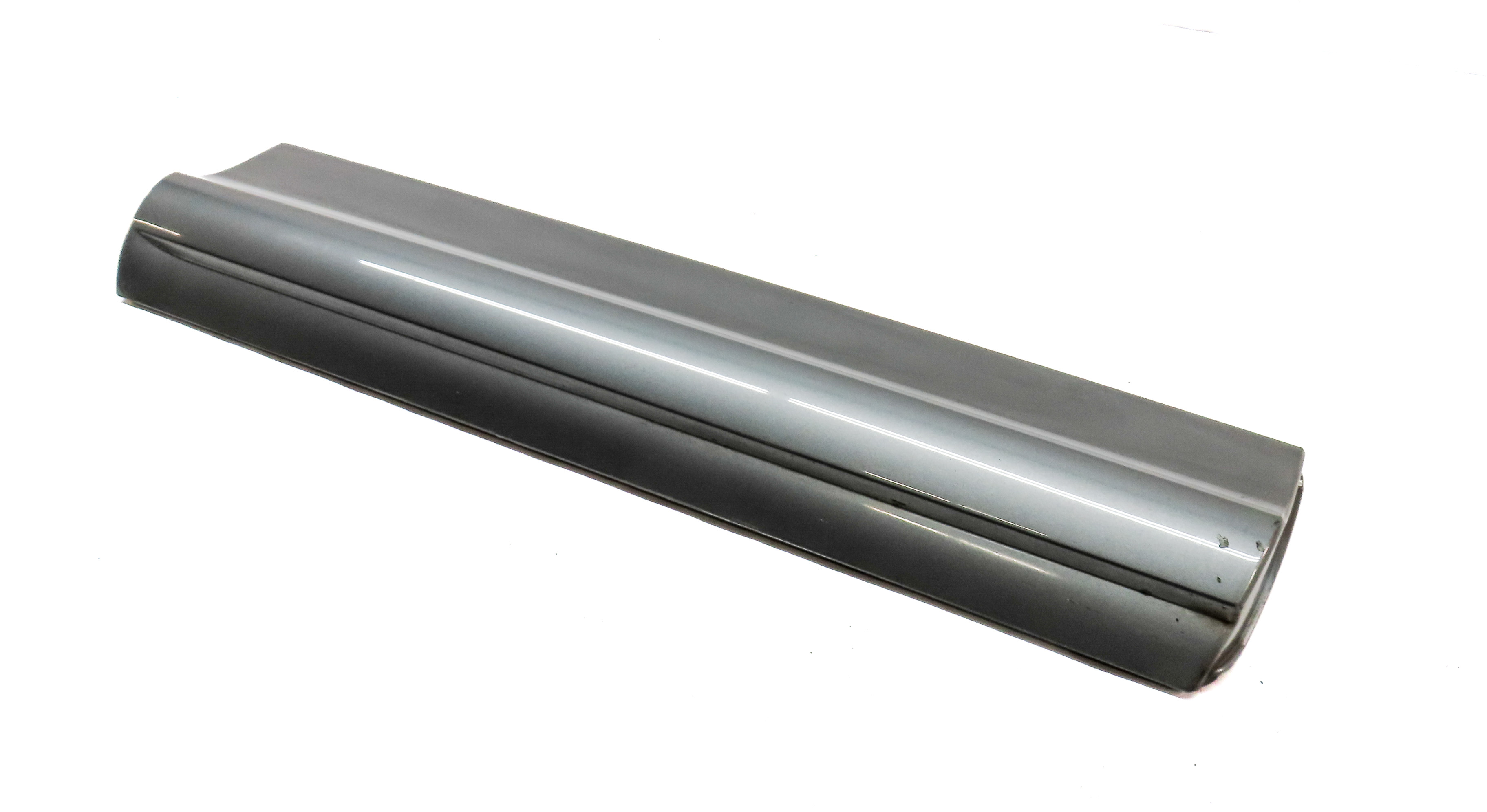 2015 AUDI Q7 (4L) REAR RIGHT PASSENGER LOWER DOOR TRIM MOULDING (Grey) — exact item pictured